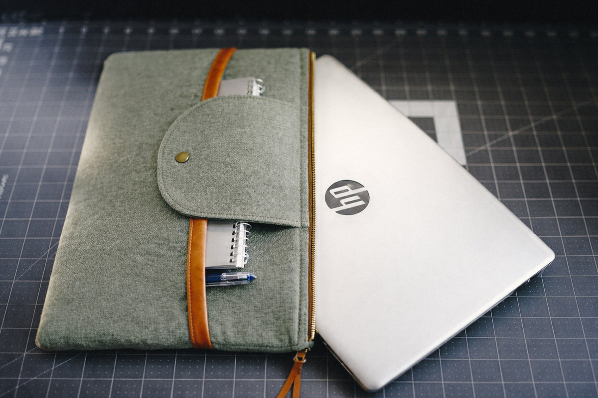 The Foundry Sleeve – Sage Canvas