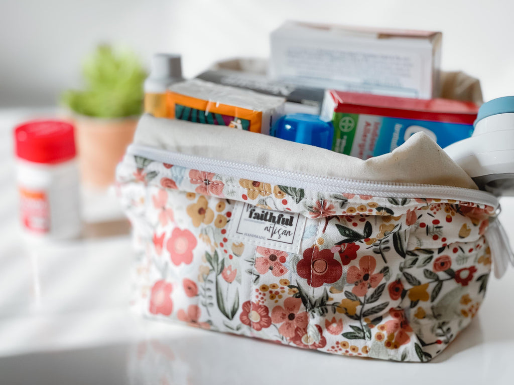 Quilted Essentials Pouch Assorted Fabric Designs - Medium